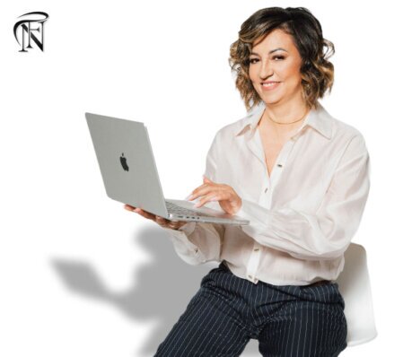 Onicotecnica & Nail Trainer